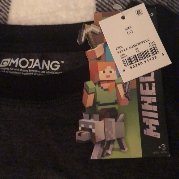 #33 Minecraft top grey/ black NWT cute - Picture 3 of 3